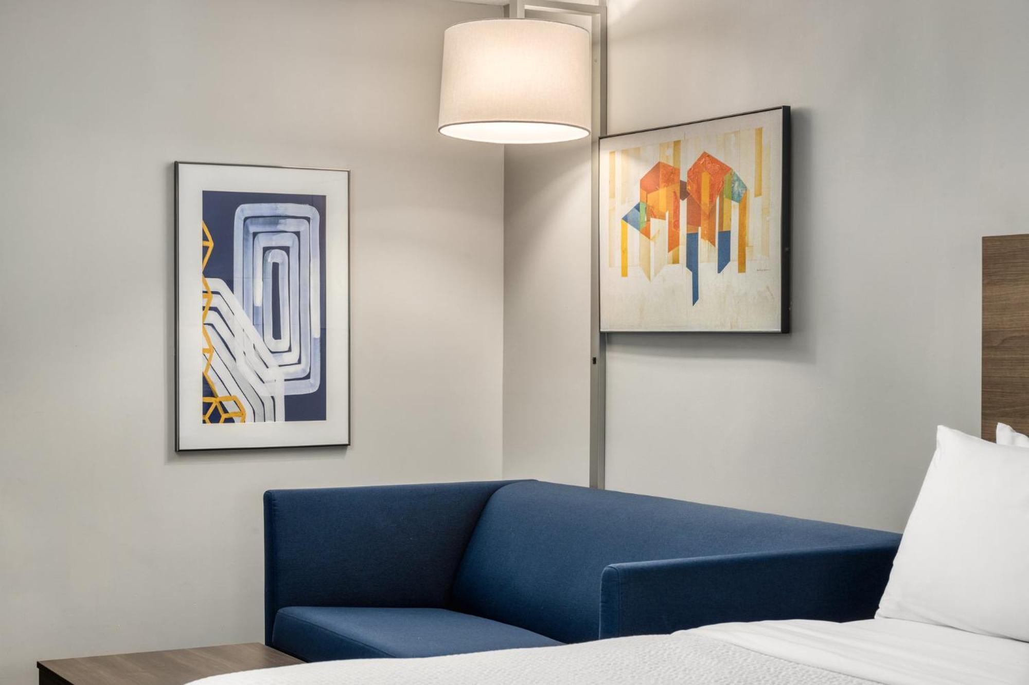 Holiday Inn Express Hotel & Suites Portland - Jantzen Beach By Ihg Экстерьер фото