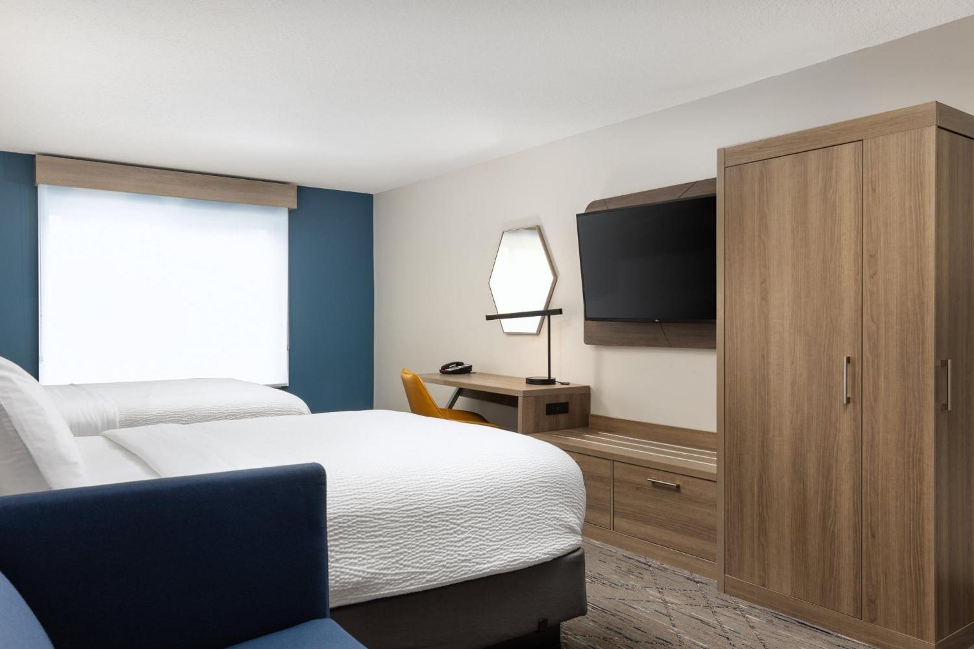 Holiday Inn Express Hotel & Suites Portland - Jantzen Beach By Ihg Экстерьер фото