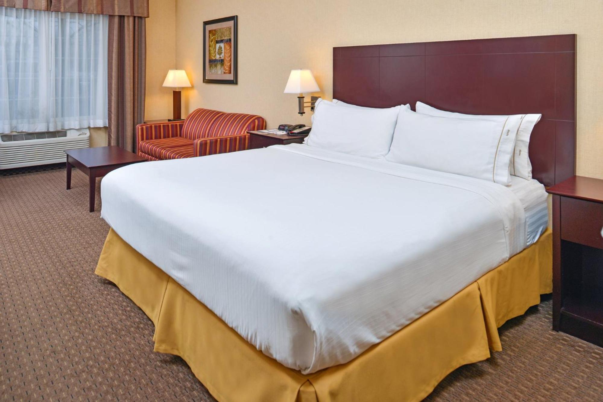 Holiday Inn Express Hotel & Suites Portland - Jantzen Beach By Ihg Экстерьер фото