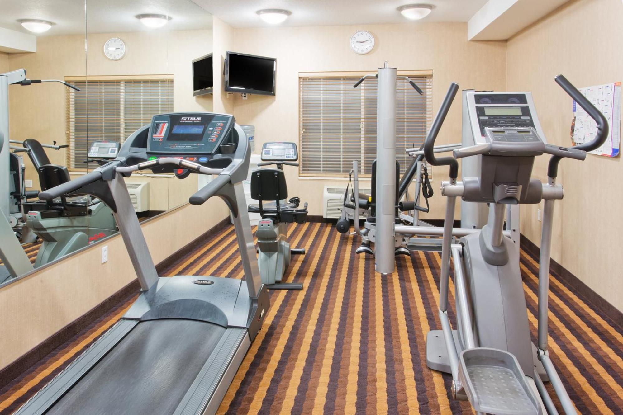 Holiday Inn Express Hotel & Suites Portland - Jantzen Beach By Ihg Экстерьер фото